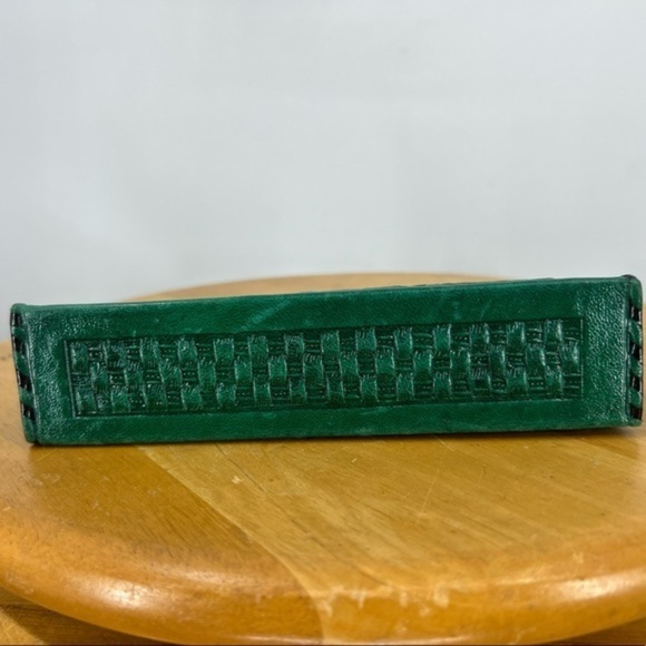 Handmade in Mexico vintage tooled green kiss lock change purse - Picture 6 of 16